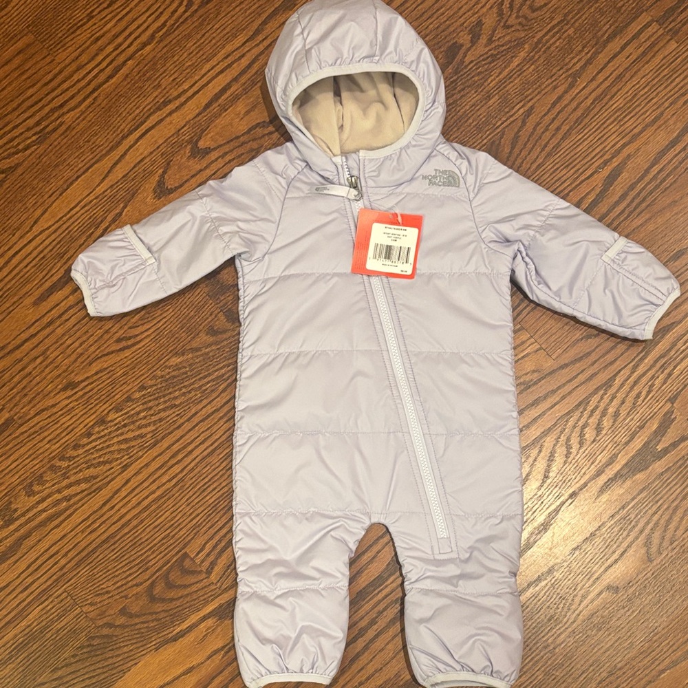 NWT The North Face Kids One Piece snowsuit - Soft Lavender 3/6 months